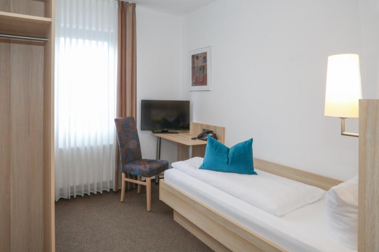 Hotel Am Wasserfall Lingen Eksteriør billede