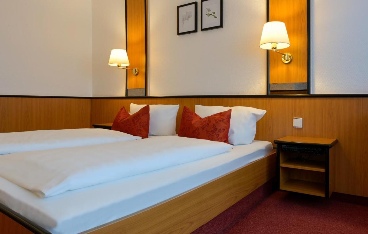Hotel Am Wasserfall Lingen Eksteriør billede